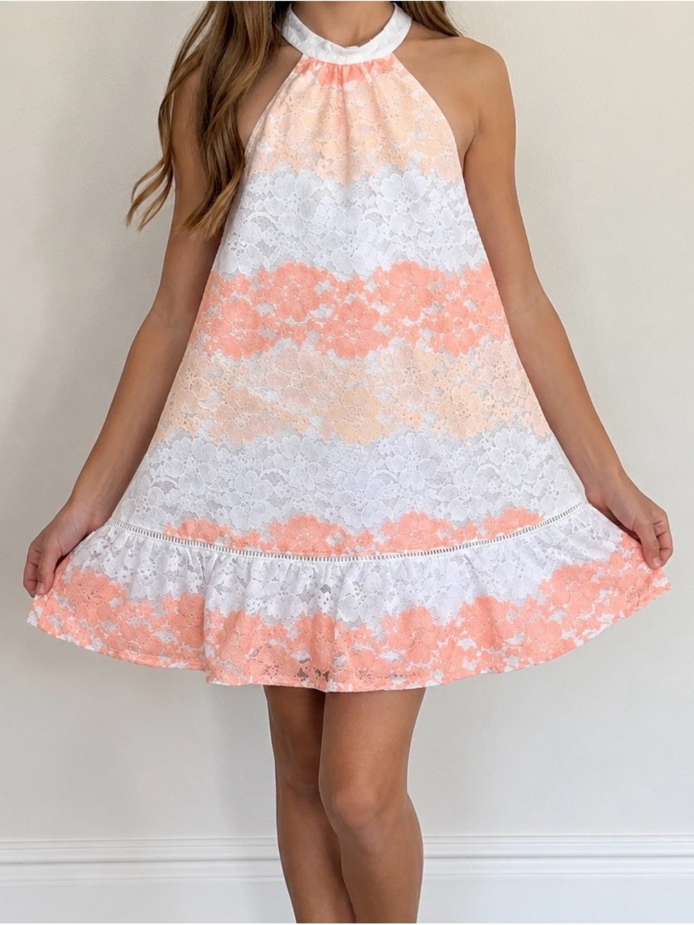 👗 Janie and Jack Peach and White Lace Halter Sundress